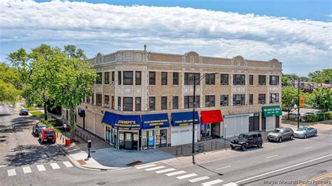 2 Chicago apartment buildings sell for combined $6 million - Chicago Business Journal