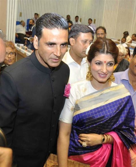 Twinkle Khanna And Akshay Kumar Step Out For A Movie Date And The ...