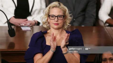 Sen. Sinema Wears Pink Wig On Senate Floor. | News Talk 550 KFYI