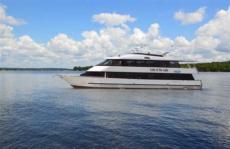 Queens Landing Lake Norman North Carolina - Luxury Yacht Dinner Cruise ...