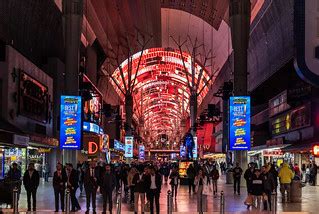 Fremont Street Experience - Las Vegas | Jonathan Cutrer | Flickr