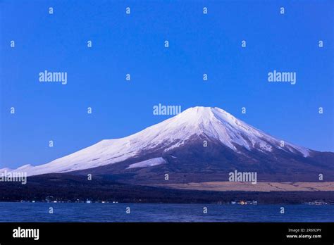 Mount Fuji and Lake Yamanaka Stock Photo - Alamy