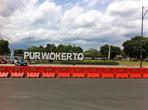 Air Mancur Alun-Alun Purwokerto - All You Need to Know BEFORE You Go - Updated 2020 (Indonesia ...