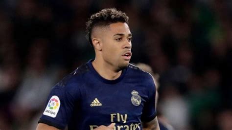 Real Madrid striker Mariano Diaz tests positive for Covid-19 - Sportszion