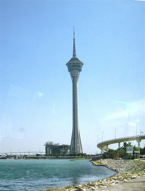 Macau: Macau Tower | WORLDS TO TREK