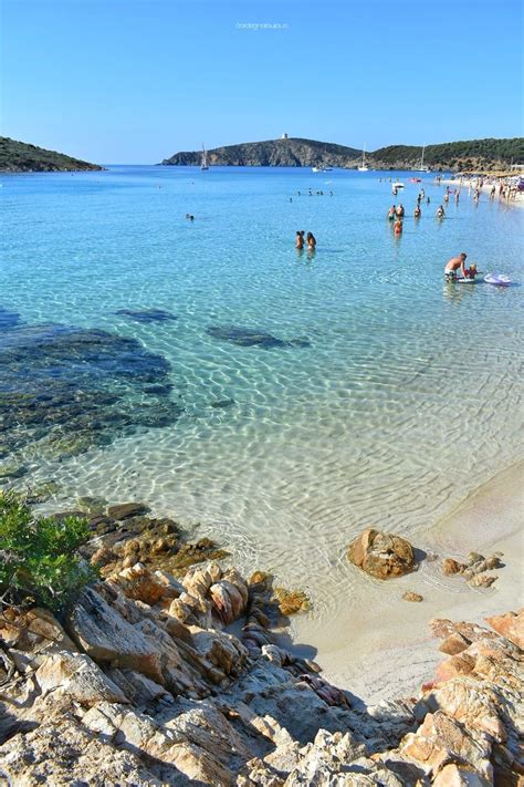 La spiaggia di Tuerredda è Situata nel territorio di Teulada è ...