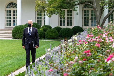 White House Garden Tours - The White House and President's Park (U.S. National Park Service)