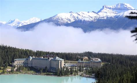 Banff National Park - Destination Guide to the Canadian Rockies