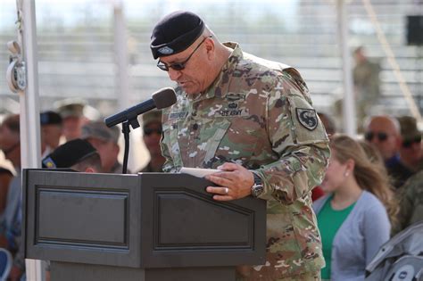 305th Military Intelligence Battalion welcomes new commander | Article | The United States Army