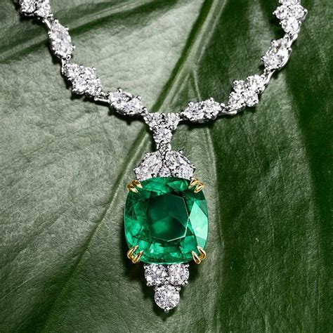 All eyes on the extraordinary emerald. An exceptional jewel that captures the spirit of ‘what ...