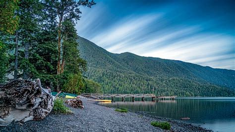 Picture of the Week: Lake Crescent Long Exposure - Andy's Travel Blog