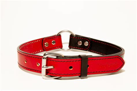 Hunter Leather Dog Collar in Premium Red and Black Leather