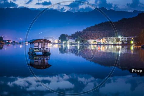 Image of Night View of Dal Lake in Srinagar, Jammu and Kashmir-QH745588-Picxy