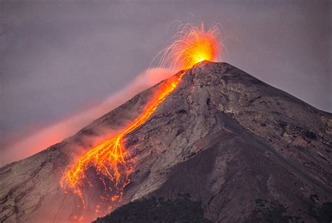 Eruption of the Volcano of Fire. Photo by Cesar Santizo l Only the best of Guatemala Guatemala ...