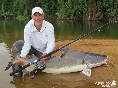 Piraiba Fishing Guyana Shield Brazil | AfricaHunting.com