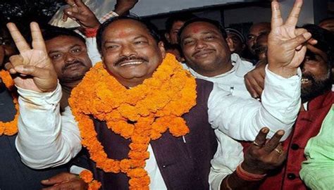 Jharkhand CM Raghubar Das aims to tackle Maoist hurdle with development | Jharkhand News | Zee News