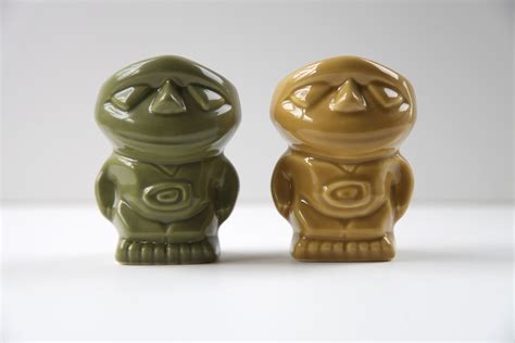 Teeny Tiki Mugs | Teeny tiki mugs by Kevin Kidney and Jody D… | Flickr