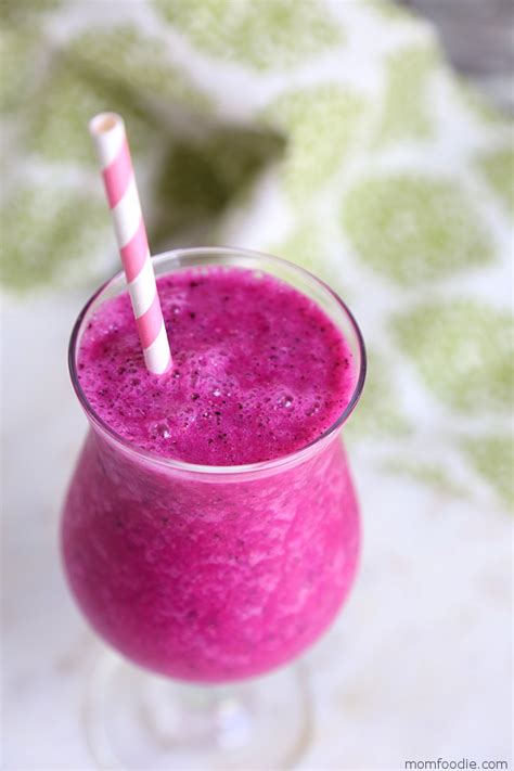 Dragon Fruit Smoothie - Delicious with Powerful Antioxidants!