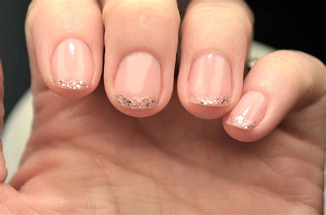 DIY Easy Glitter French Manicure DIY Nails Art | Glitter french manicure, Sparkle gel nails, Gel ...