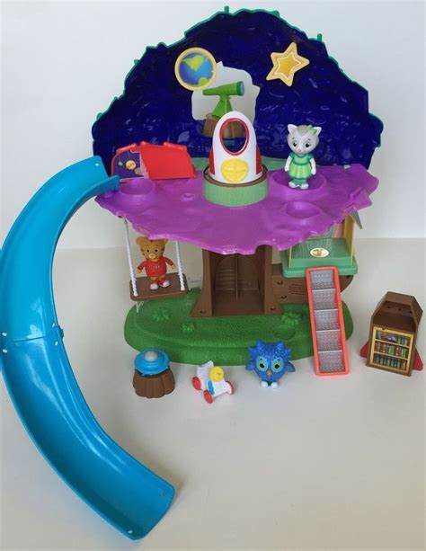 Daniel Tiger's Neighborhood 3-in-1 Transformation Treehouse Toy Playset | Daniel tiger's ...