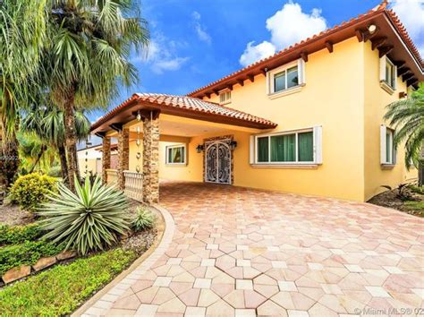 Hialeah Gardens Real Estate - Hialeah Gardens FL Homes For Sale | Zillow