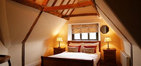 The Bear and Ragged Staff, Oxfordshire Review | The Hotel Guru