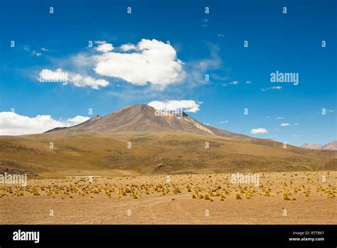 Bolivian altiplano landscape, Potosi, Bolivia Stock Photo - Alamy