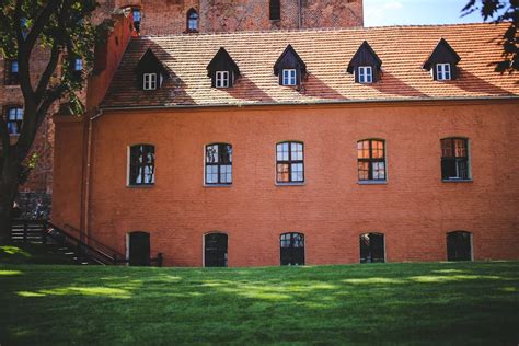 1000+ Engaging Castle Brick Photos Pexels · Free Stock Photos