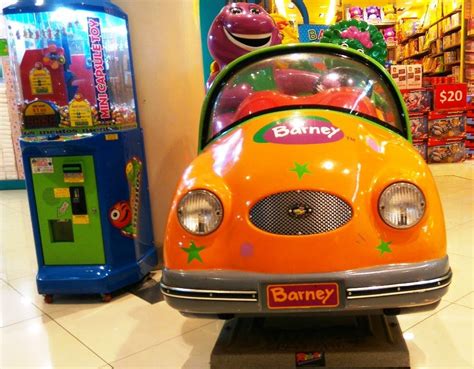 Barney Toy Car