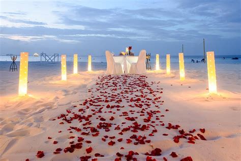 2024 (Cancun) Cancun Romantic Dinner on the Beach