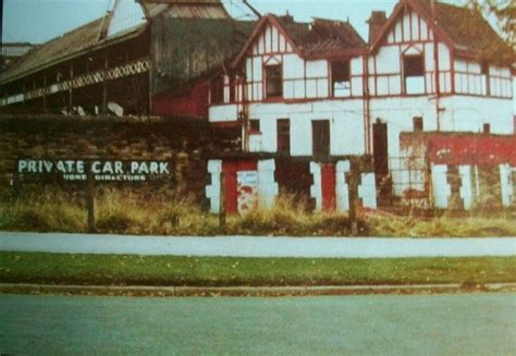 Park Avenue, Bradford Park Avenue in the 1970s. | Stadium pics, Football stadiums, Park