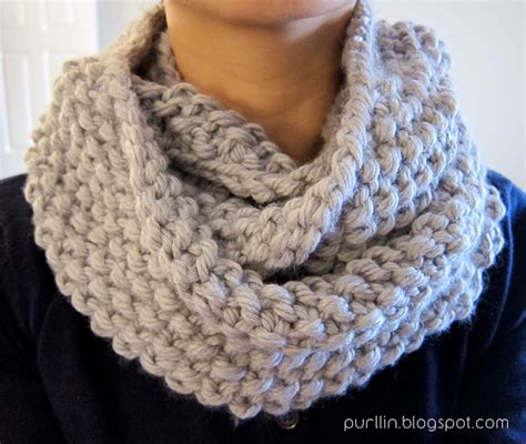 Purllin: December Seed Stitch Infinity Circle Scarf [ free knitting pattern ]