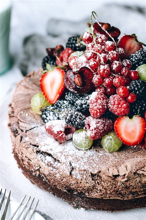 Chocolate Meringue Cake with Fresh Berries