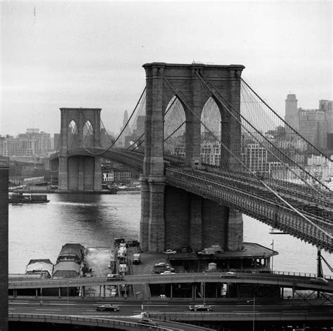 MR. HALL'S AMERICAN HISTORY CLASS: The Brooklyn Bridge