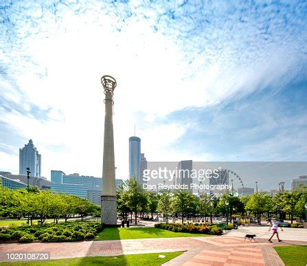 Atlanta Skyline Centennial Park High-Res Stock Photo - Getty Images