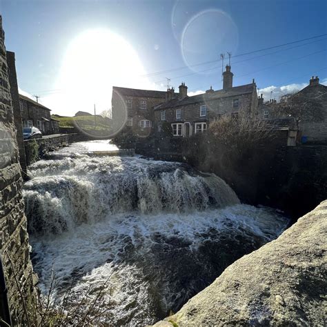 Visit Hawes with Kids — The Reluctant Explorers: Yorkshire Walking With Kids