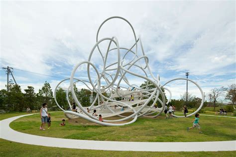 谷尻誠・吉田愛 / SUPPOSE DESIGN OFFICEによる静岡県浜松市の「くるりの森」 | architecturephoto ...