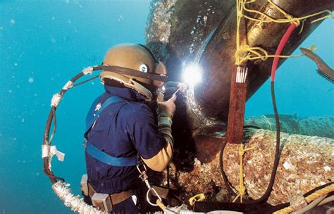 underwater welding - Welding Wonders | Underwater welding, Underwater ...