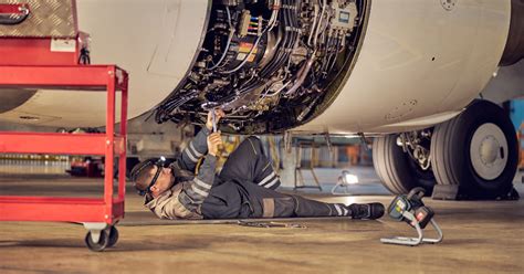 A Day in the Life of an Aviation Maintenance Technician | Vaughn College