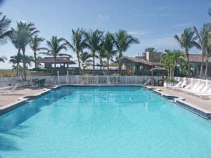 Beachcomber Beach Resort & Hotel in St. Pete Beach, Florida, Hotel