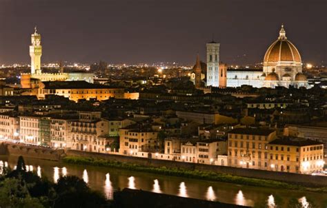 Florence Italy Nightlife Stock Photos, Pictures & Royalty-Free Images - iStock