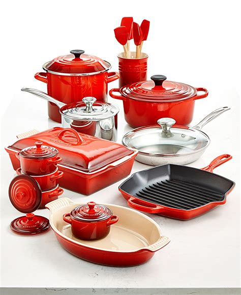 Le Creuset Multi-Materials 20-Pc. Cookware Set, Created for Macy's ...