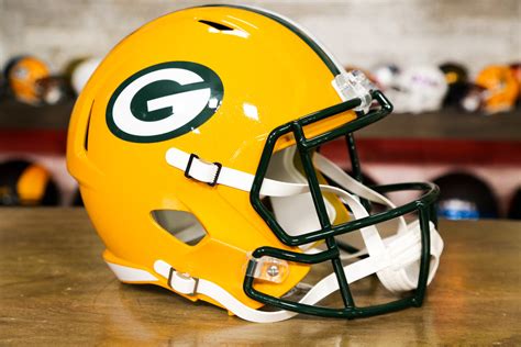 Green Bay Football Helmet | domain-server-study.com