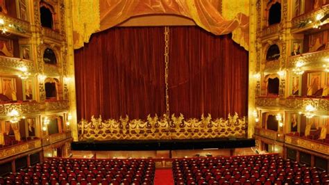 Teatro Colon, Buenos Aires, Argentina: Where tenors fear to tread