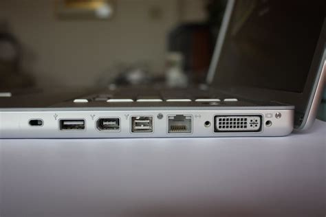 Macbook Pro ports side view | Details. Ports also the same c… | Flickr