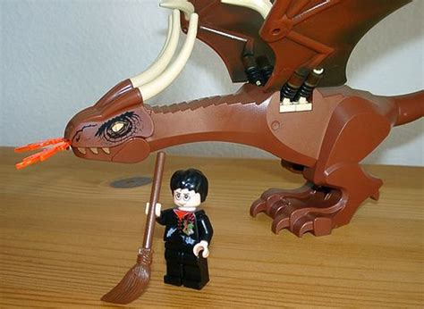 1000+ images about Lego Harry Potter on Pinterest | Lego models, Wands ...