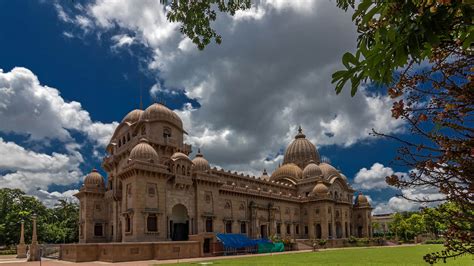 Belur Math - History, Tickets, Architecture, Timings, Sightseeing, Location | Adotrip