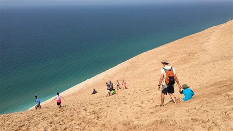 Sleeping Bear Dunes to offer Fee Free Days in 2020