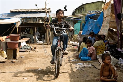 Slumdog Millionaire - Salaam Bombay | Documentary Photography by Alex Masi