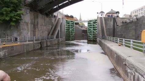 New York State Canal System prepares for boating season